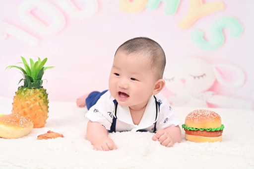 德清3岁宝宝发烧肚子疼